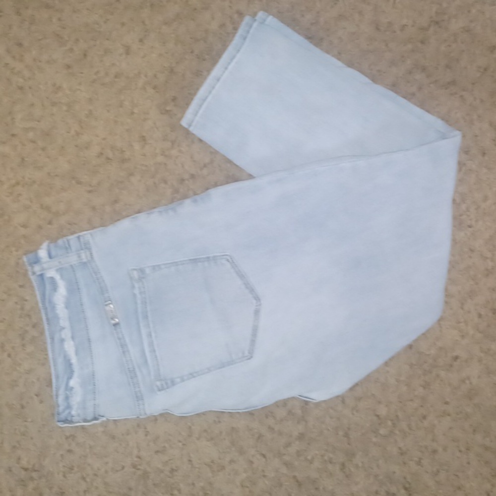Jean capri